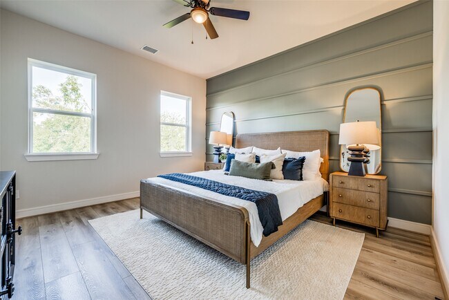 Building Photo - 6506 Old Olive Tree Dr