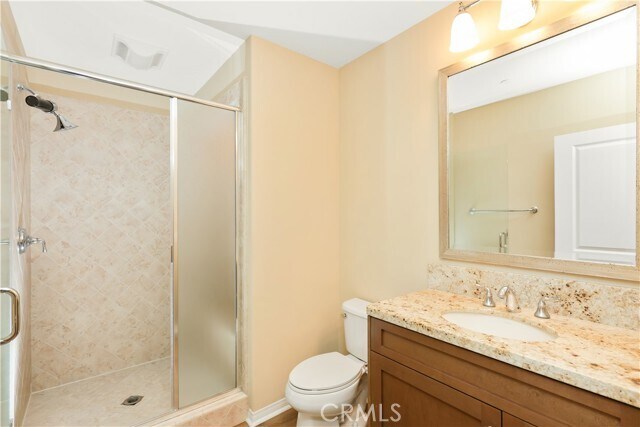 Building Photo - 220 Kempton