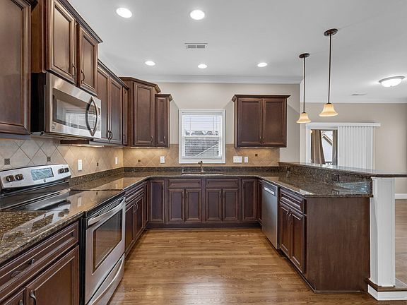 Building Photo - Build Equity While Leasing - Lease and Own...