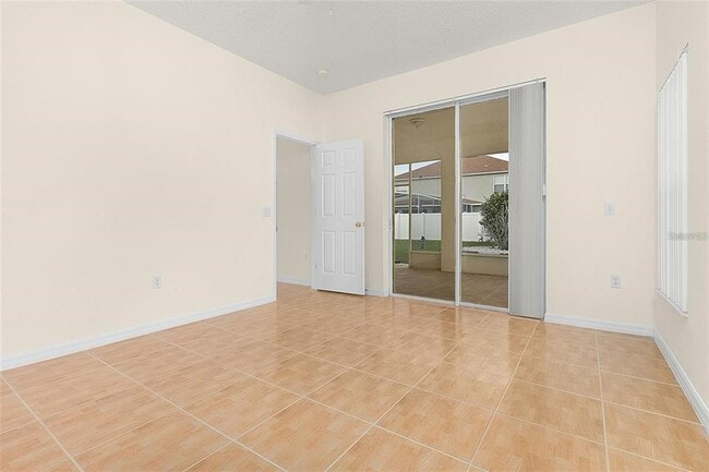Building Photo - 411 Tamarind Parke Ln