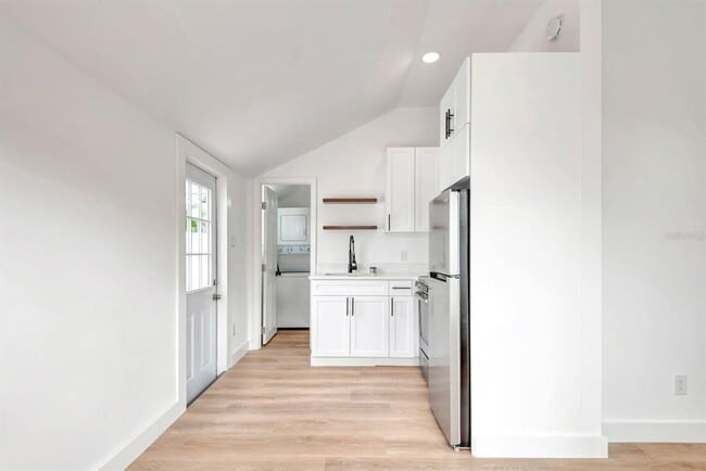 Building Photo - 1508-1527 27th Ave N