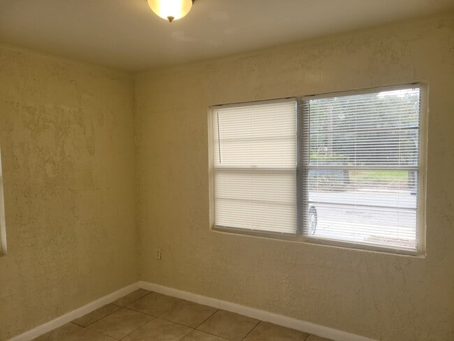 Building Photo - 508 Booker St