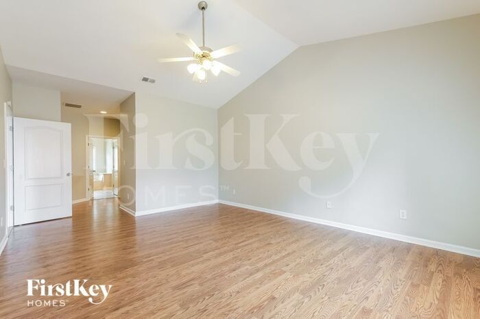 Building Photo - 952 Simonton Glen Dr SE