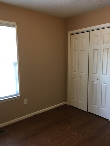 Bedroom 2 - 9 Silver Spur Ct