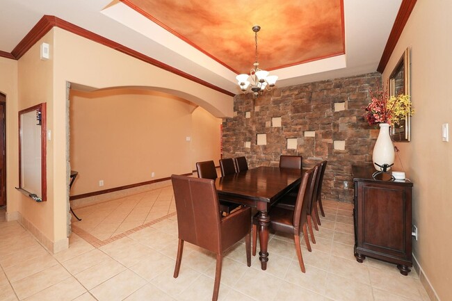 Building Photo - 6514 Grande Bay