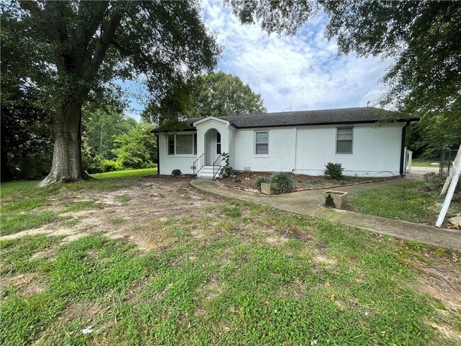 Building Photo - 2766 Bart Johnson Rd