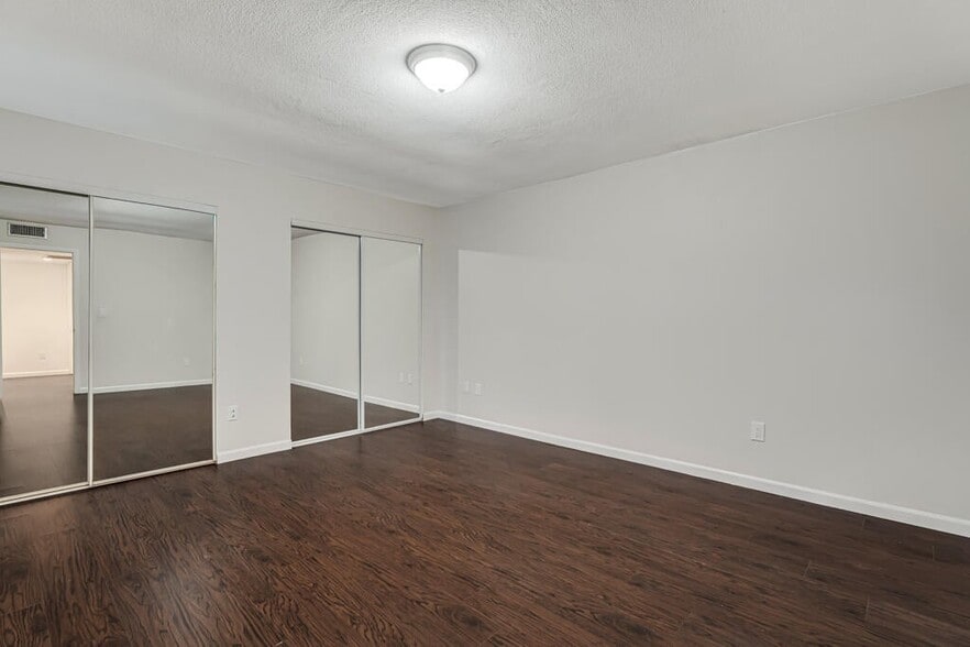 Building Photo - 12057 Basin St N