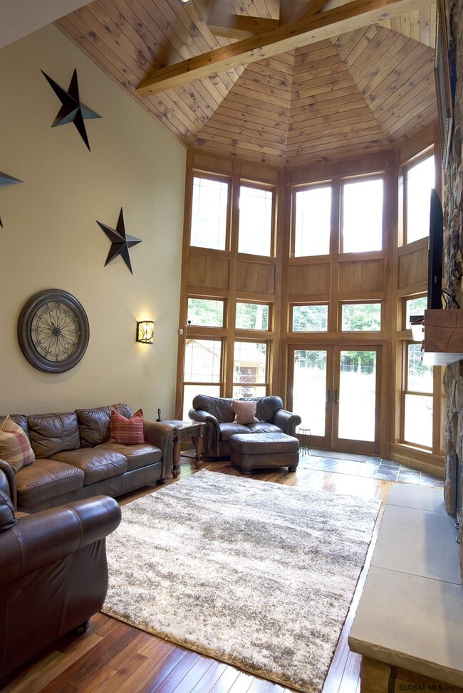 Building Photo - 32 Flat Rock Rd