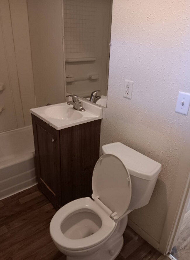 Building Photo - 38 Manitoba Ave