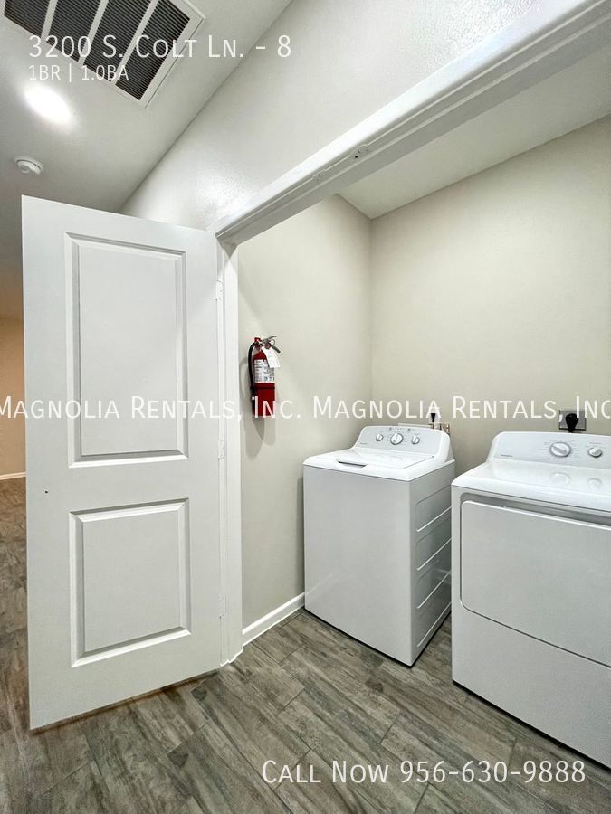 Building Photo - 3200 S Colt Ln