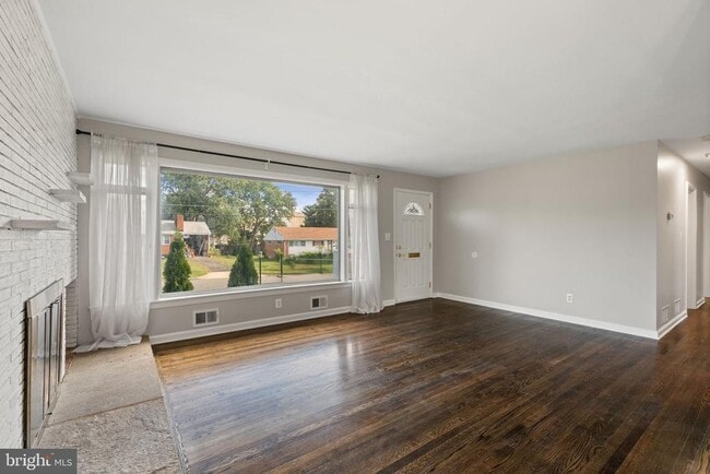 Building Photo - 3908 Melvern Pl