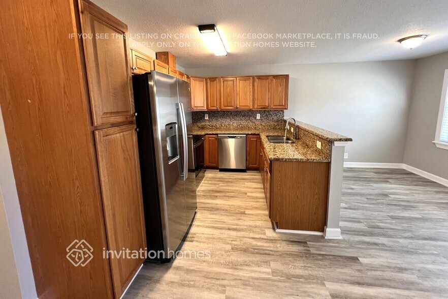 Building Photo - 171 Carol Susan Ln