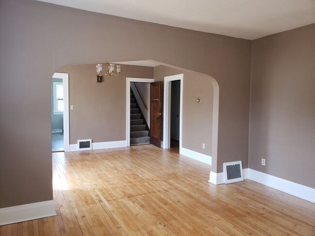 Building Photo - 3 bed 1.5 bath single family home in Wausau