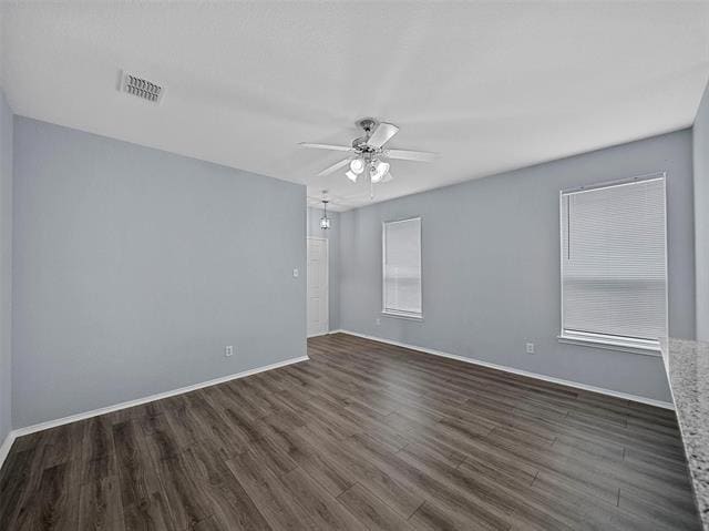 Building Photo - 907 Jamie Dr