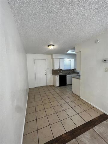 Building Photo - 4936 Diaz Ave