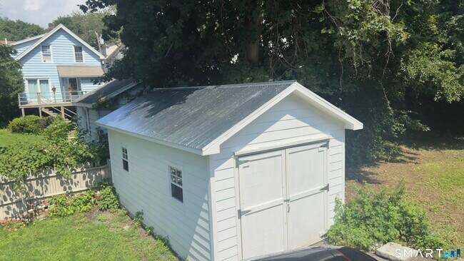 Building Photo - 324 Villa Ave