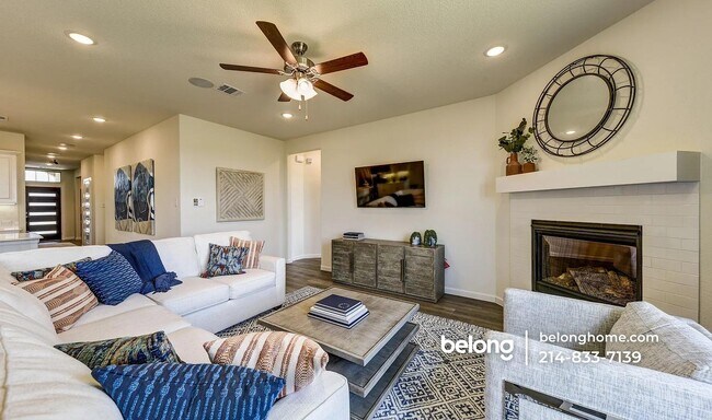 Building Photo - 422 Hazeltine Rd