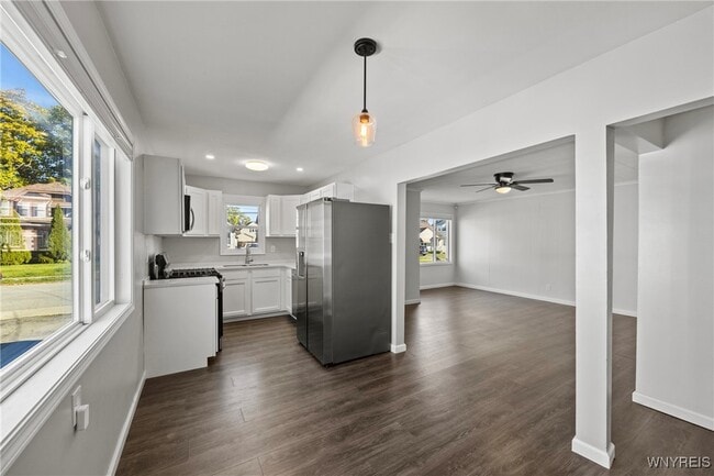 Building Photo - 138 62nd St