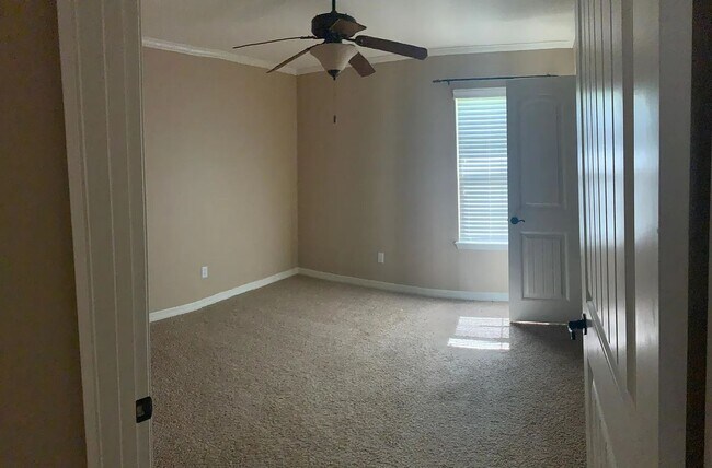 Building Photo - 2006 Wild Iris