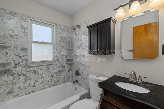 Building Photo - 10218 Unicorn Dr