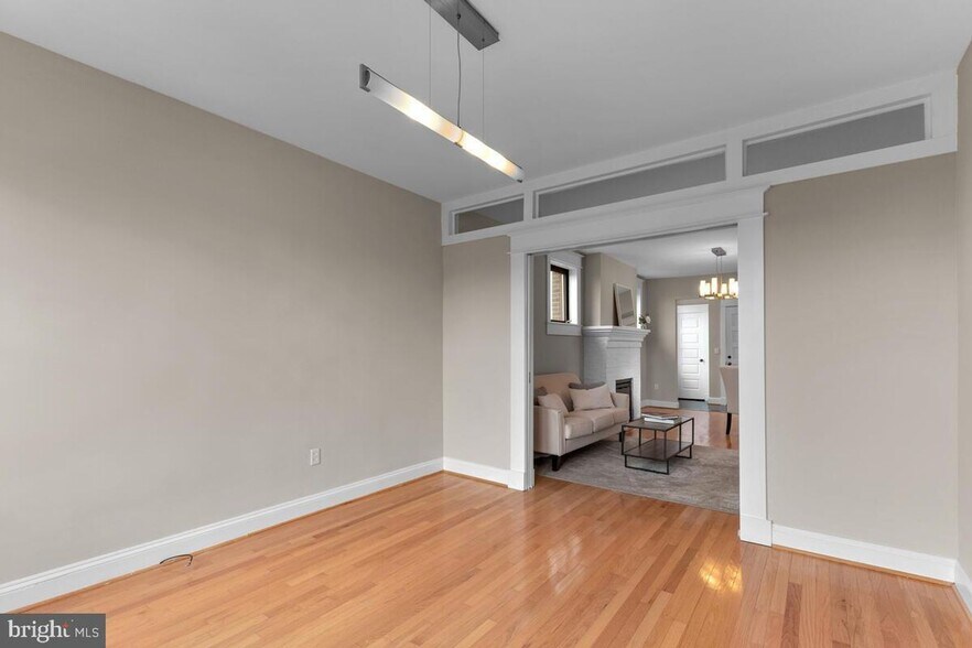 Building Photo - 1215 10th St NW