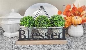 Primary Photo - 21155 Gosling Rd