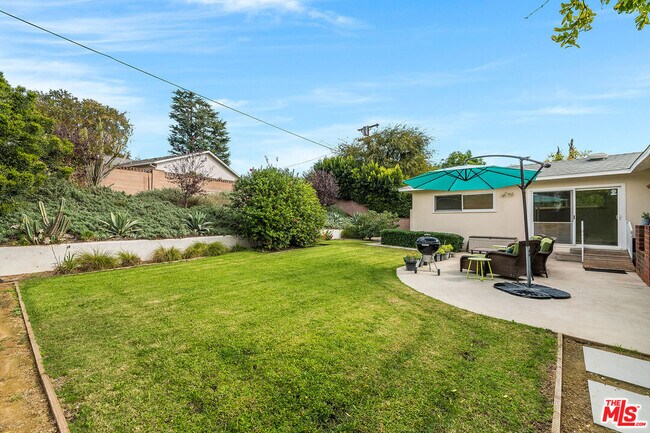 Building Photo - 11889 Tiara St