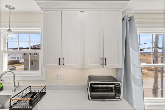 Building Photo - 74 Island Path