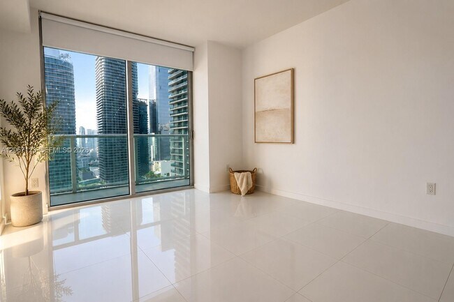 Building Photo - 1100 S Miami Ave