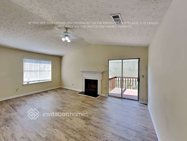 Building Photo - 2795 Wildflower Ln SW