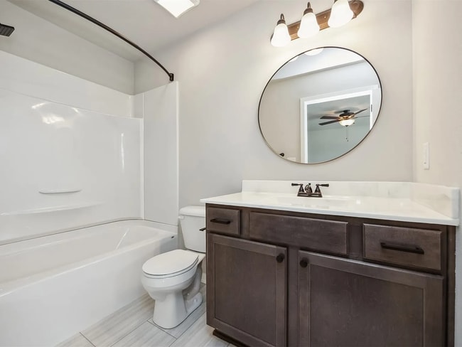 Building Photo - Bright & Modern 4-Bedroom Home in Deer Cre...