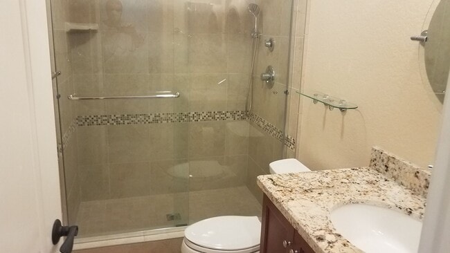 Building Photo - Highly Sought After Location in Turtle Roc...