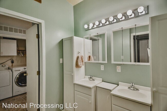 Building Photo - 3 br, 3 bath House - 1131 Candlewick Dr. NW