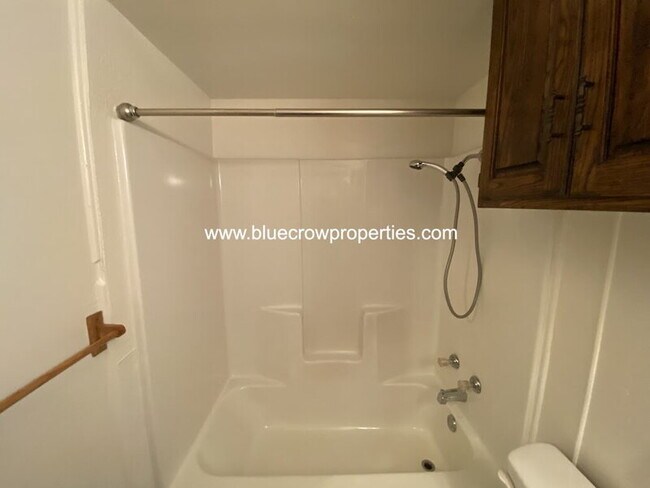 Building Photo - 2110 Stone Moss Ln