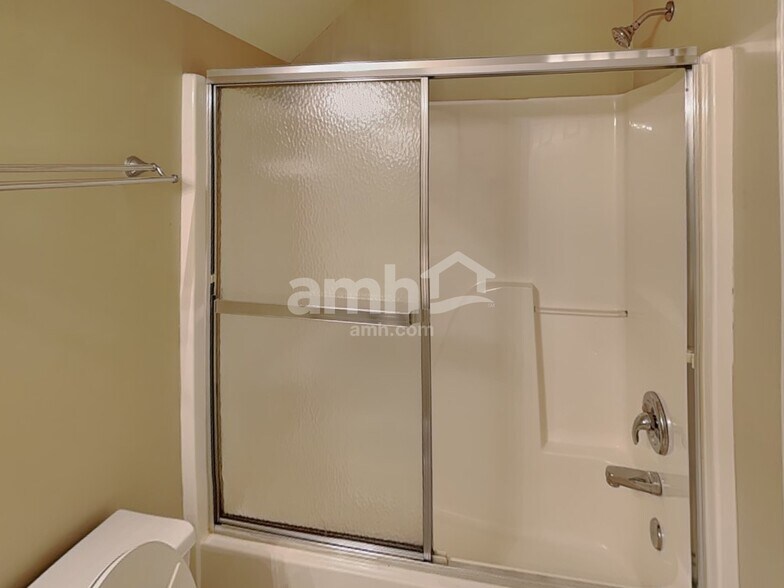 Building Photo - 2492 Herring Woods Trl