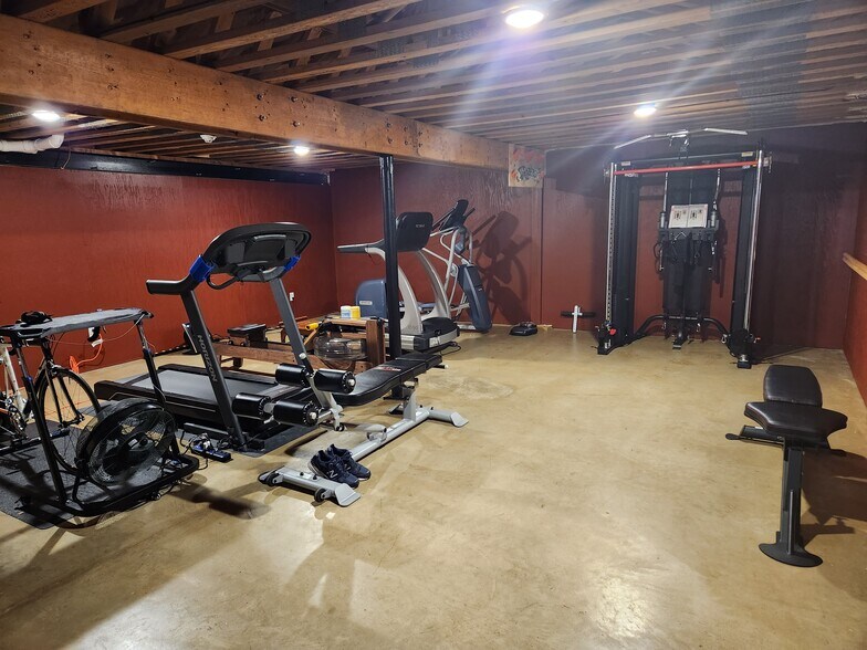 Basement Gym - 2198 Blakely Rd