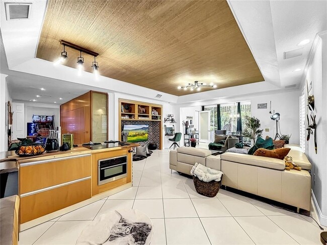 Building Photo - 3608 54th Dr W