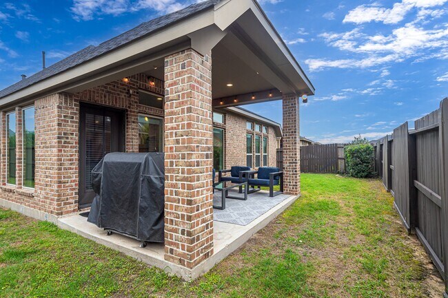Building Photo - 29147 Crystal Rose Ln