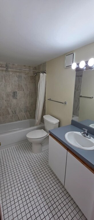 Building Photo - 200 Ledgewood Dr