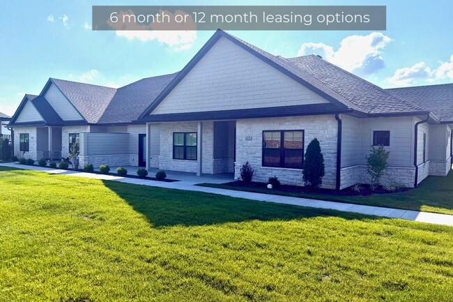 Building Photo - 6310 Murano Way