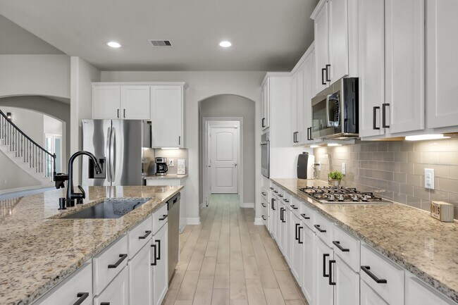 Building Photo - 241 Bright Blf Cir