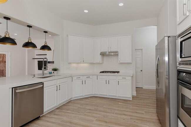 Building Photo - 26 Archer Oak Pl