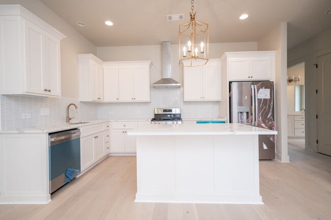 Building Photo - 3BR/3BA For Rent