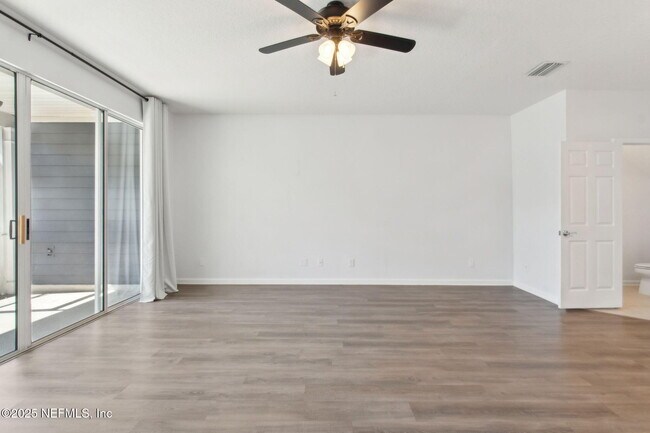 Building Photo - 13362 Stone Pond Dr