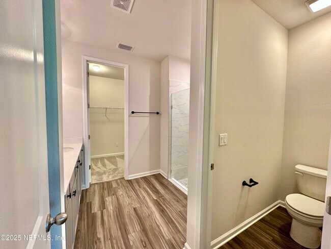 Building Photo - 75310 White Rabbit Ave