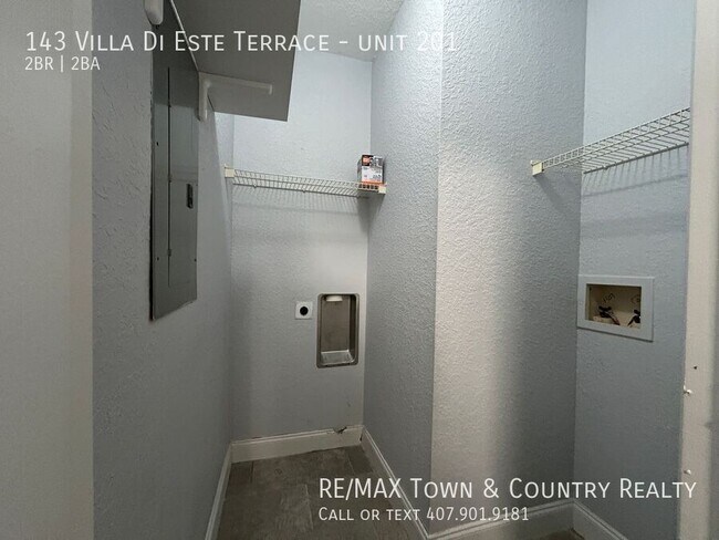 Building Photo - 143 Villa Di Este Terrace