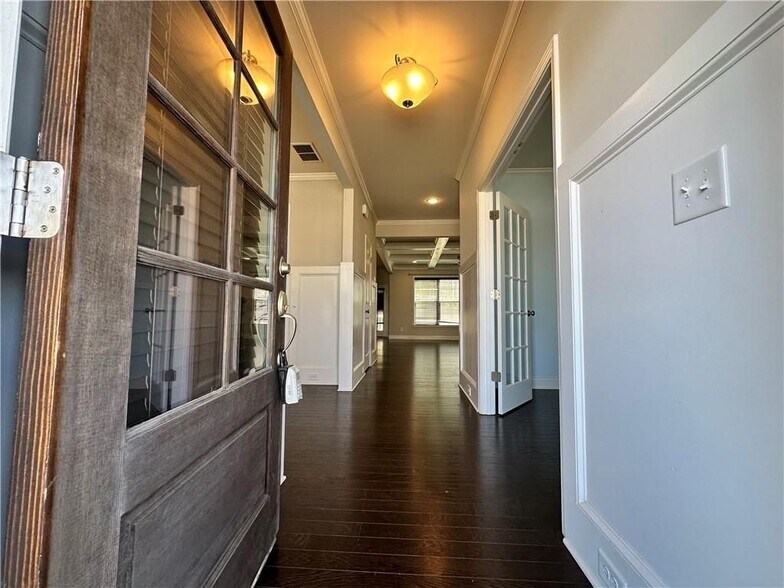 Building Photo - 3253 Cavendish Ct NE