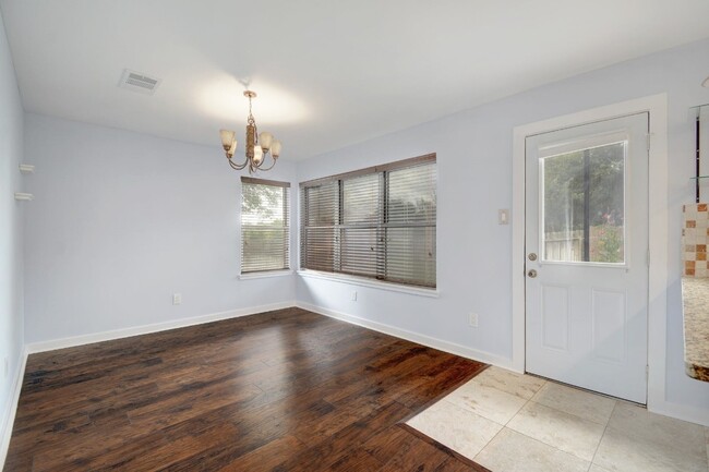 Building Photo - 14311 Kincheloe St