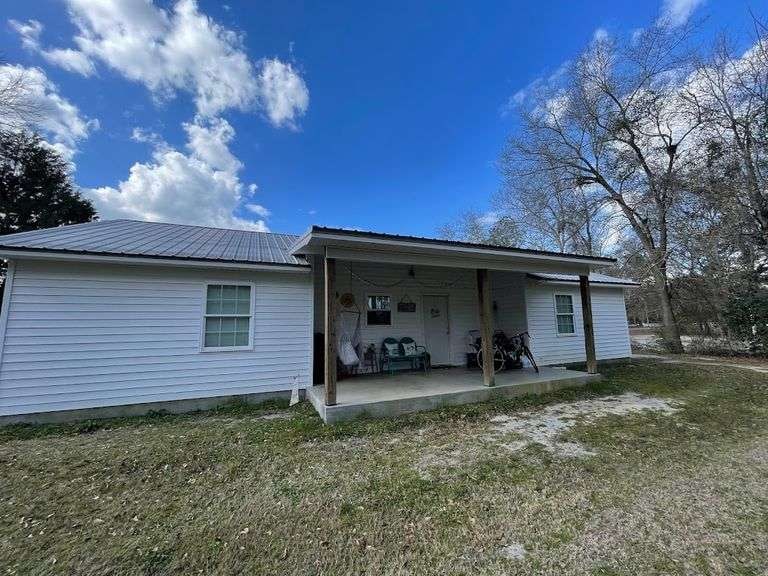 Building Photo - 114 Atkinson Dr