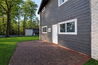 Building Photo - 1277 Goodwin Rd NE